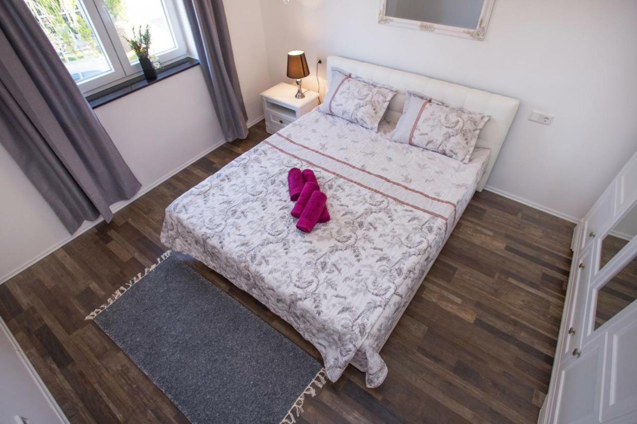 Tip Deluxe Appartement Podstrana Buitenkant foto